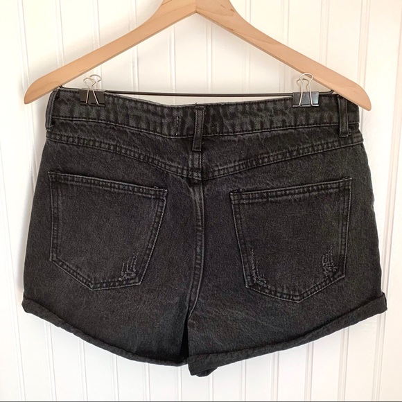 💫FINAL SALE High waisted black jean shorts - Picture 4 of 5